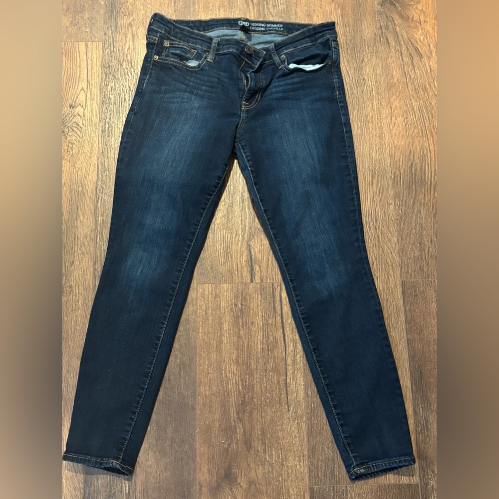3/$20 GAP Dark Blue Women's Skinny Jeans